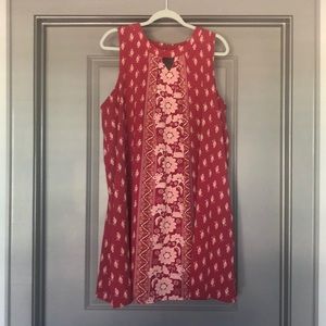 Xhiliration Red Paisley Sleeveless Trapeze Dress